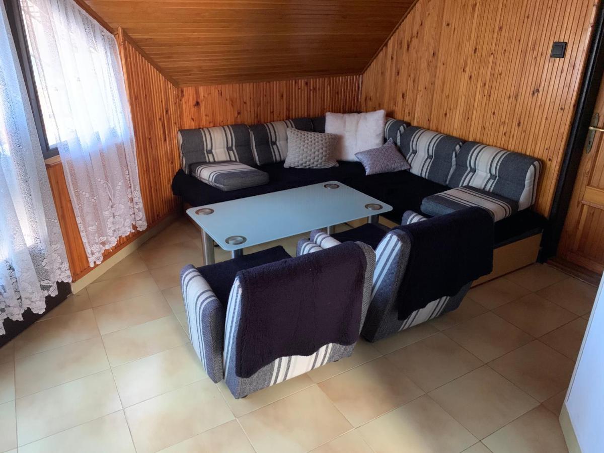 Holiday home Bolla Nyaralohaz Hegyhatszentjakab